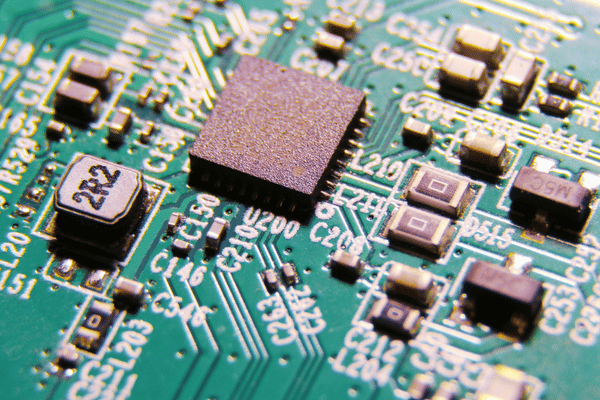 HDI PCB engineered for DDR5 and PCIe 5.0 signal integrity